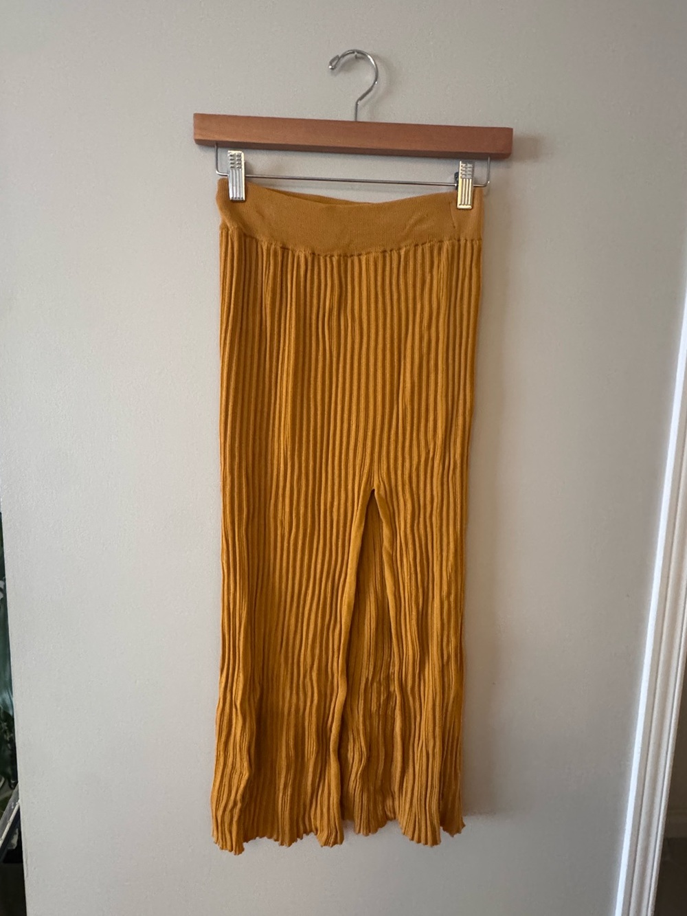 Wilfred Mustard Pleated Maxi Skirt with Center Slit